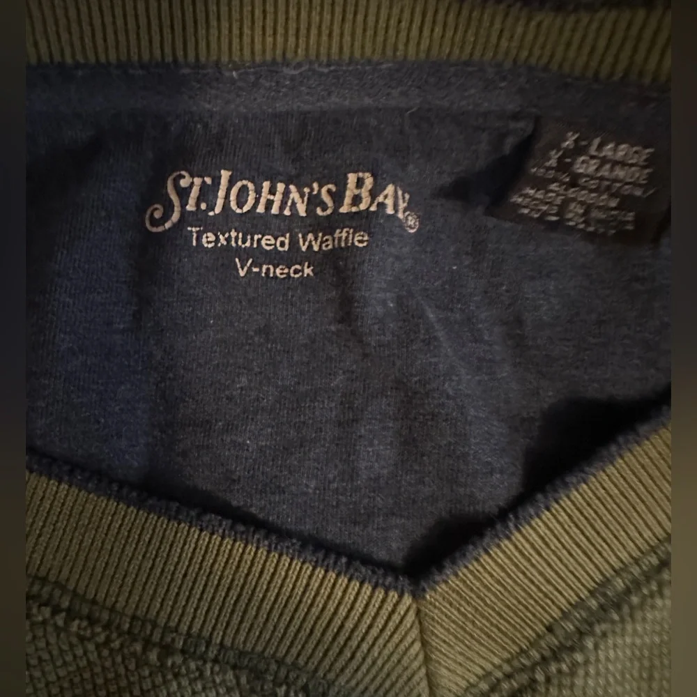 St. John's Bay Shirt Top Mens  Olive Green Long Sleeve Waffle Knit V Neck  Sz XL